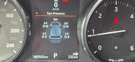Land Rover Range Rover Evoque 24 of 28