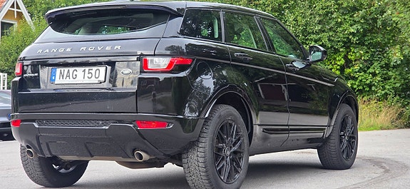 Land Rover Range Rover Evoque 8 of 28