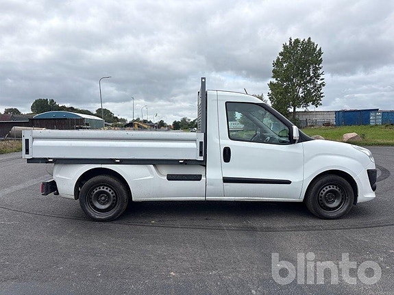 Flakbil FIAT Doblo 4 of 6