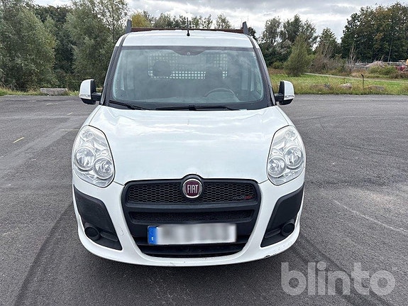 Flakbil FIAT Doblo 2 of 6