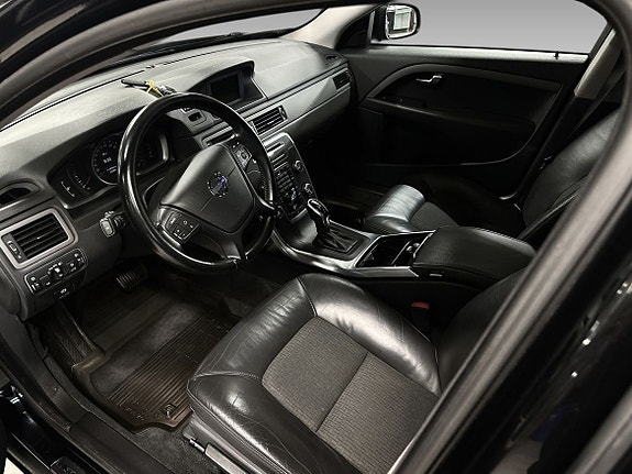 Volvo V70 6 of 7