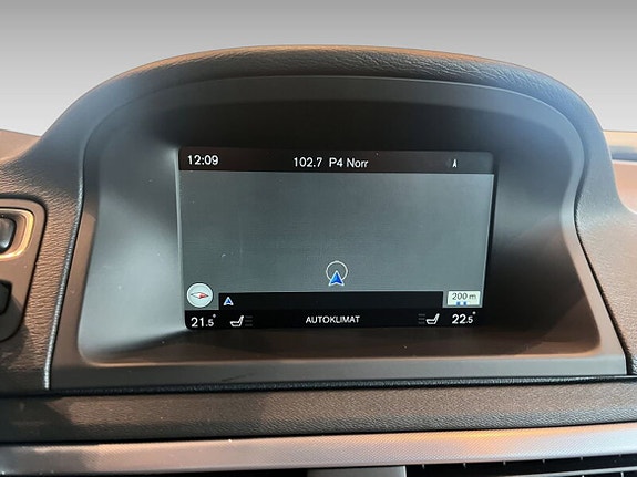 Volvo XC70 16 of 20