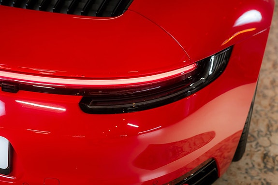 Porsche 911 Carrera S 12 of 30