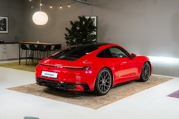 Porsche 911 Carrera S 9 of 30