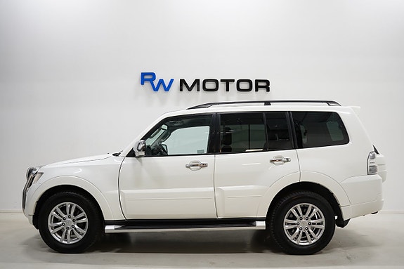 Mitsubishi Pajero 3 of 21