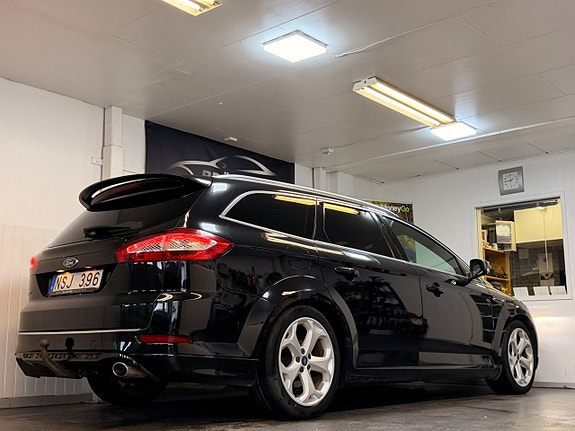 Ford Mondeo 12 of 20