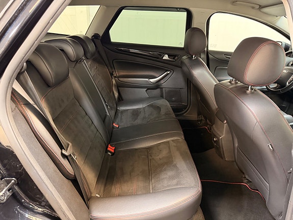 Ford Mondeo 14 of 20