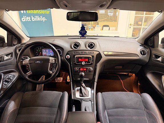 Ford Mondeo 15 of 20
