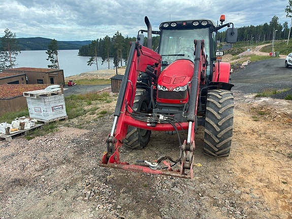 Traktor med lastare MASSEY FERGUSON Dyna-6 2 of 6
