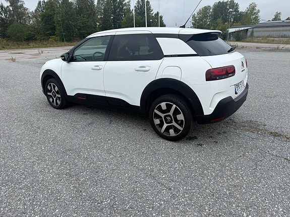 Citroen C4 Cactus 2 of 7