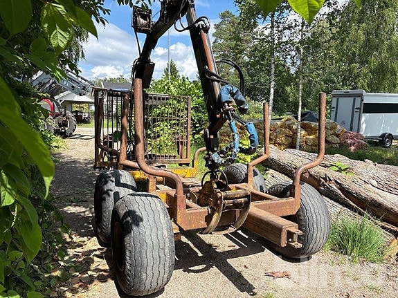 Skogsvagn med kran Mohedavagnen V7 6 of 6