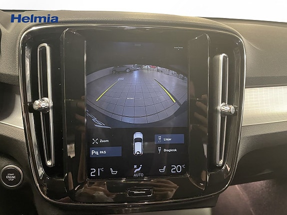 Volvo XC40 12 of 15