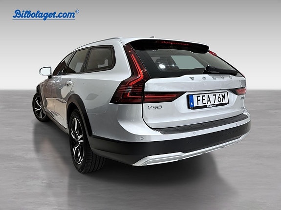 Volvo V90 Cross Country 5 of 8
