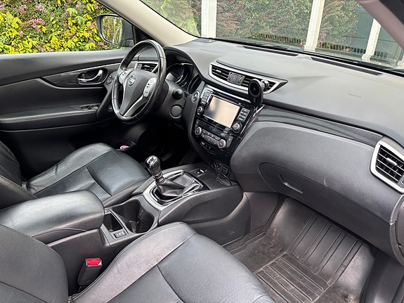 Nissan X-Trail 6 of 6