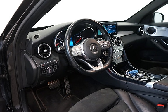Mercedes-Benz C300 8 of 11