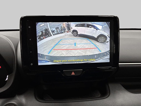 Toyota Yaris 16 of 19
