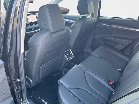 Skoda Enyaq 13 of 17