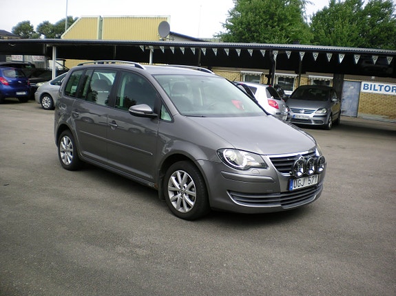 Volkswagen Touran 10 of 11