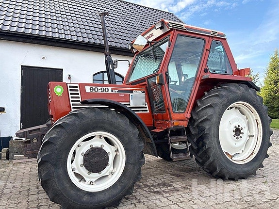 Traktor FIAT 90-90DT - 2584 timmar