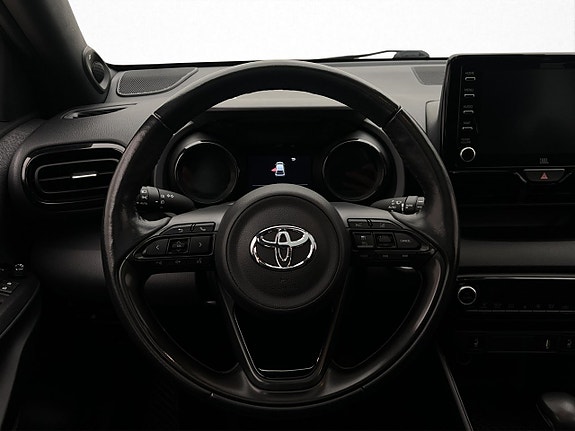 Toyota Yaris 16 of 29