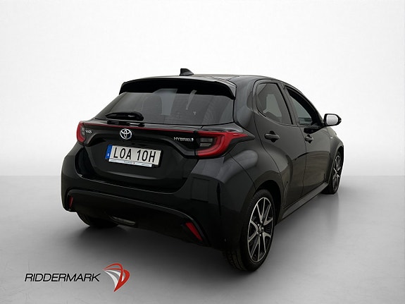 Toyota Yaris 8 of 29