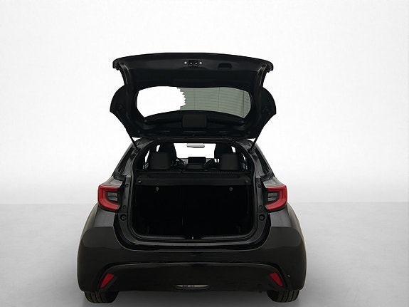 Toyota Yaris 19 of 29