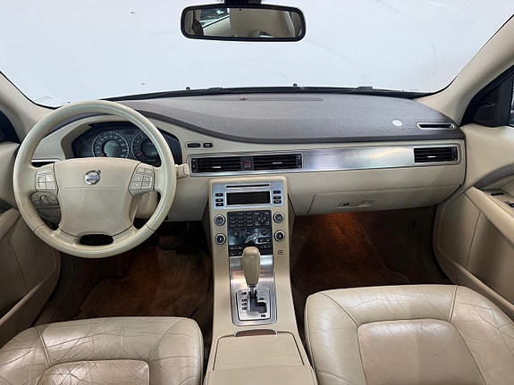 Volvo S80 8 of 20