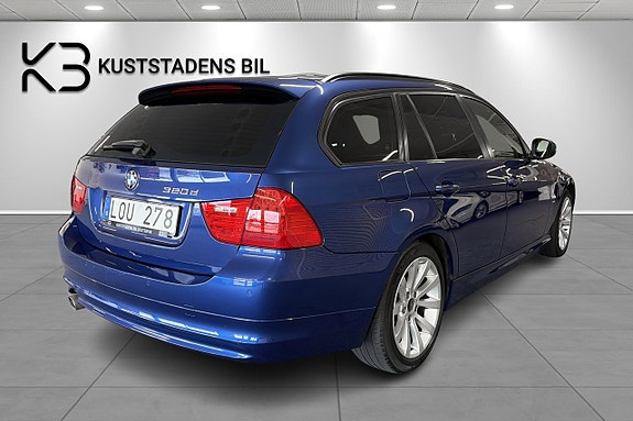 BMW 320d 3 of 22