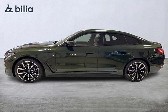 BMW i4 3 of 18