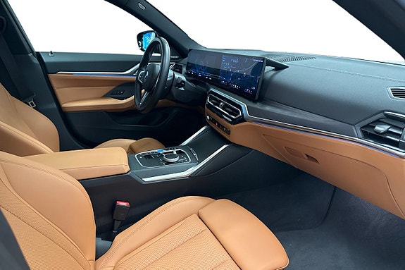 BMW i4 6 of 18