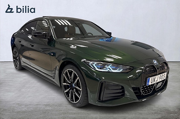 BMW i4 17 of 18