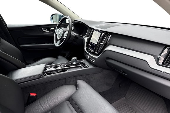 Volvo XC60 7 of 23