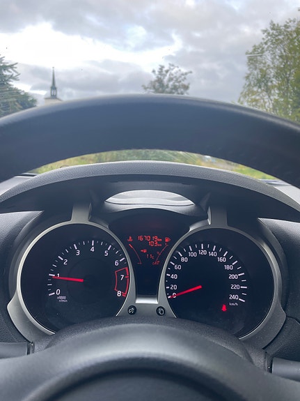 Nissan Juke 4 of 5
