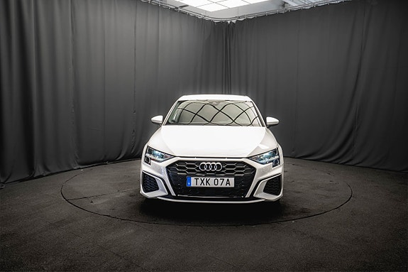 Audi A3 4 of 22