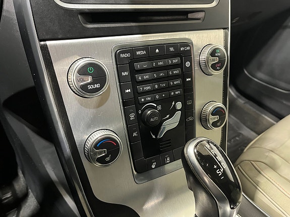 Volvo V60 20 of 21