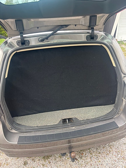 Volvo V70 6 of 8