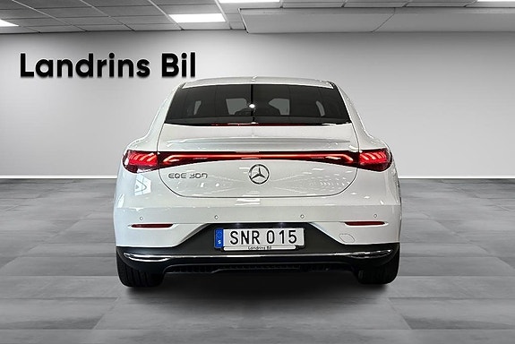 Mercedes-Benz EQE300 5 of 14
