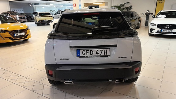 Peugeot 2008 7 of 13