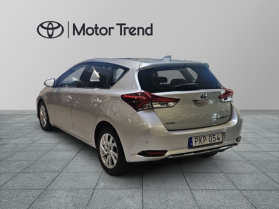 Toyota Auris 3 of 14