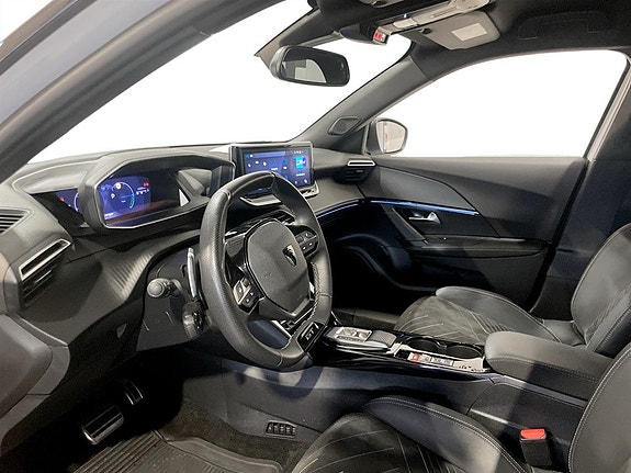 Peugeot 2008 4 of 15
