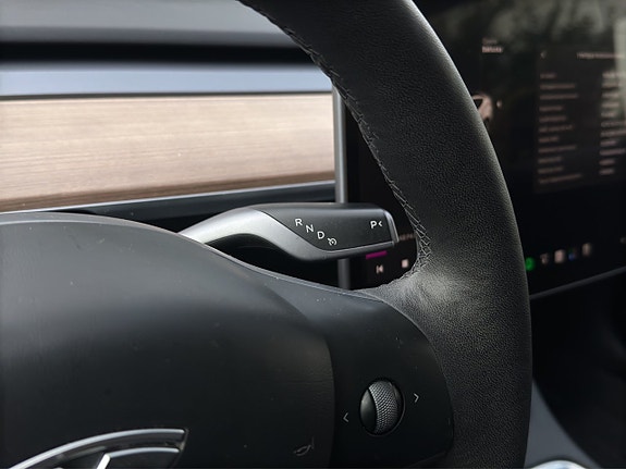 Tesla Model 3 18 of 20