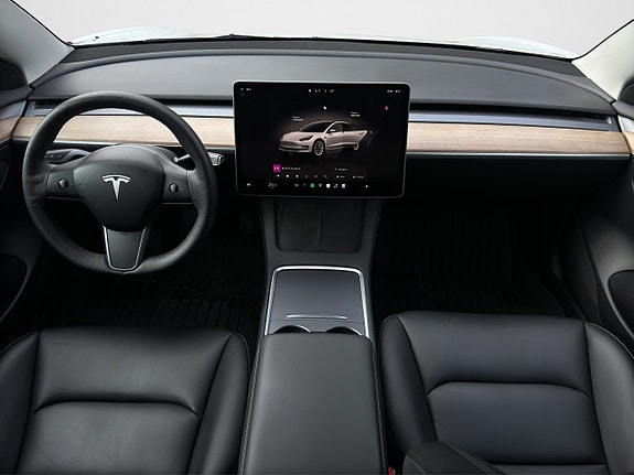 Tesla Model 3 12 of 20