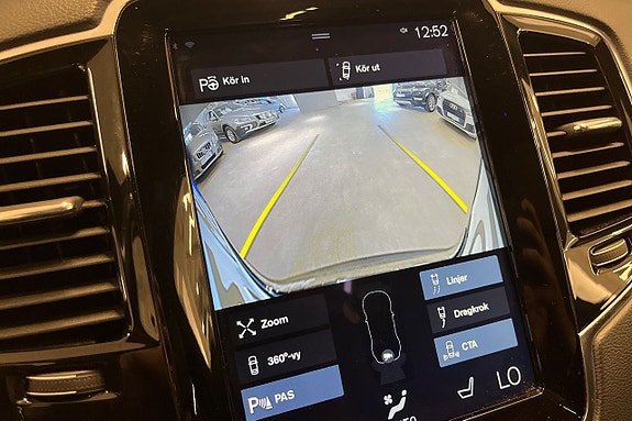 Volvo XC90 19 of 30