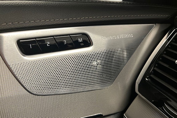 Volvo XC90 21 of 30
