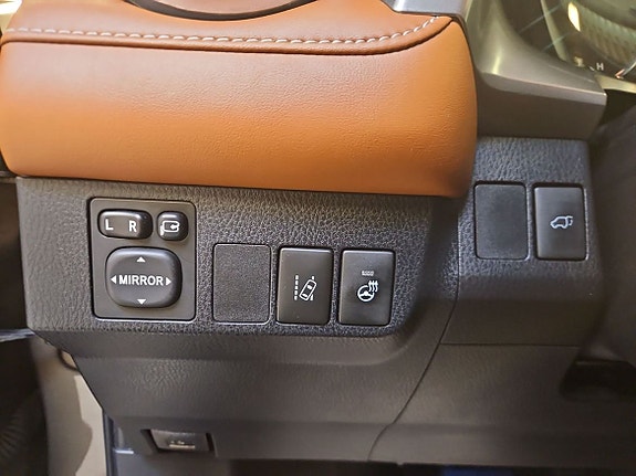 Toyota RAV4 17 of 22