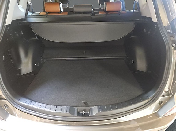 Toyota RAV4 12 of 22