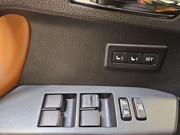 Toyota RAV4 18 of 22