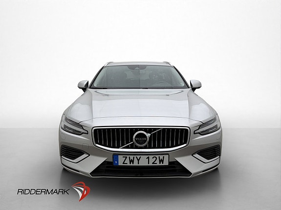 Volvo V60 2 of 30