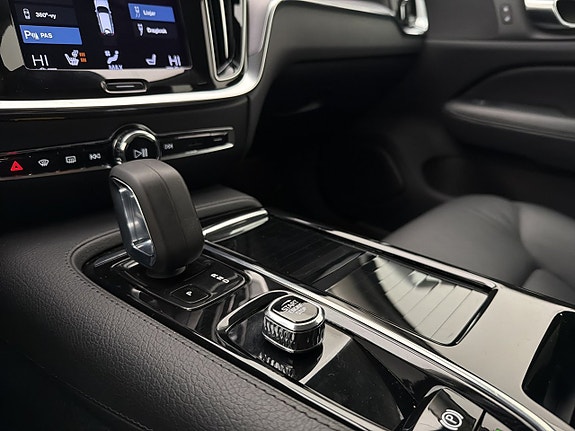 Volvo V60 27 of 30