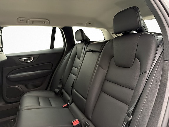 Volvo V60 17 of 30